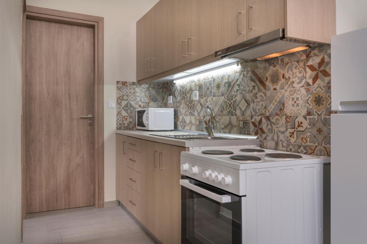 Sea Breeze Apartments Колимварион Экстерьер фото